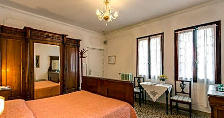 Double or Twin Room with Canal View