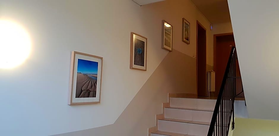 Airport Hotel One Aparthotel Sylt