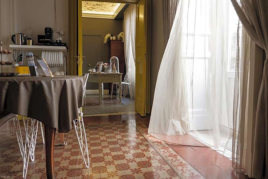 SEKELES Suites