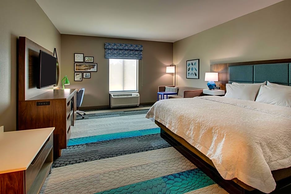 Hampton Inn & Suites By Hilton Southport