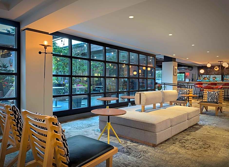 Freepoint Hotel Cambridge, Tapestry Collection by Hilton