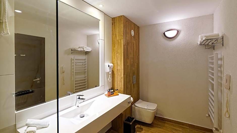 Wine & Spa Complex Starosel