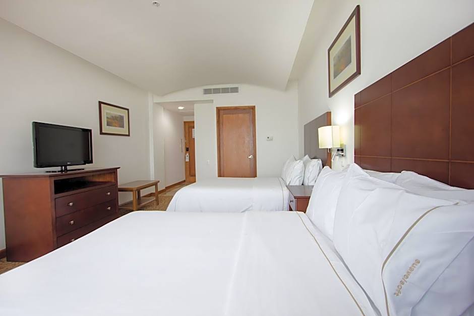 Holiday Inn Express Nuevo Laredo By IHG