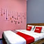 OYO Life 92877 Hotel Rainbow 7296