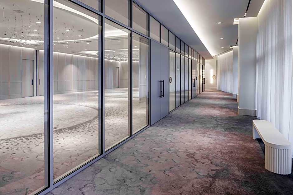 The Morrow Washington DC, Curio Collection By Hilton