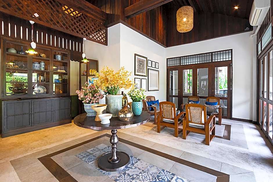 Ratchapruek Lanna Boutique