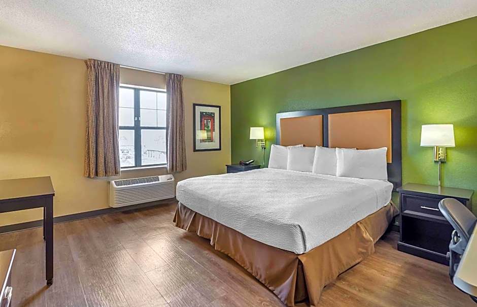 Extended Stay America Select Suites - Chicago - Downers Grove