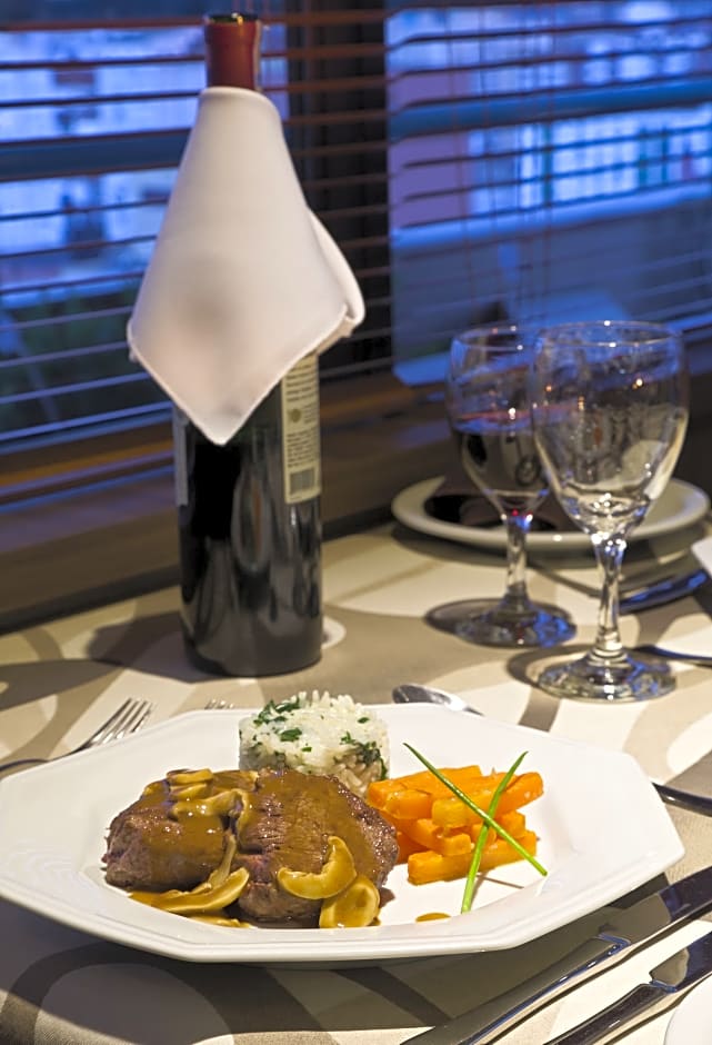 Piazza Navona Porto Alegre by Intercity