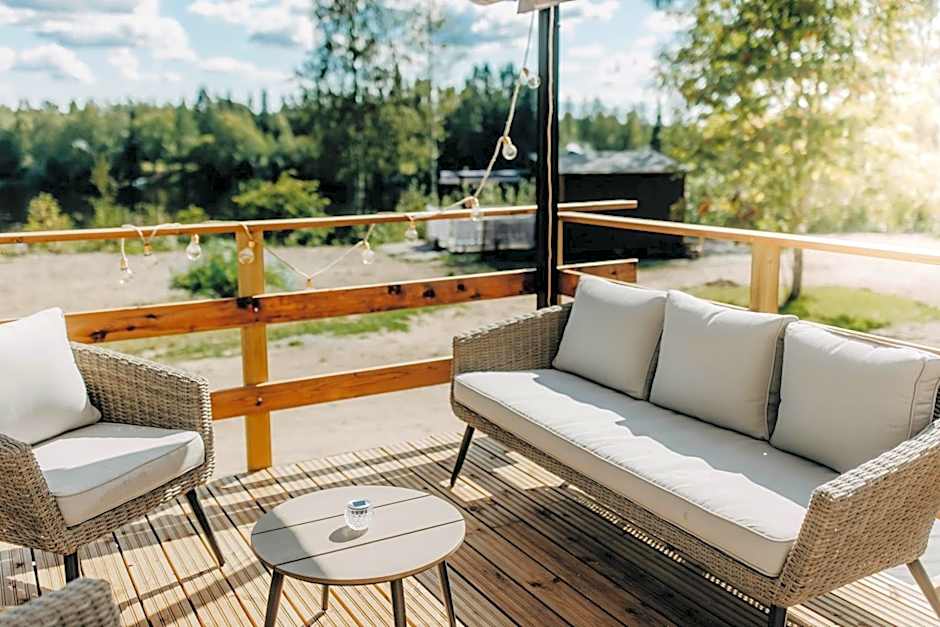 Kotolinna, Kotomo Oy