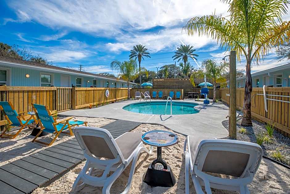 Salt Air Inn & Suites