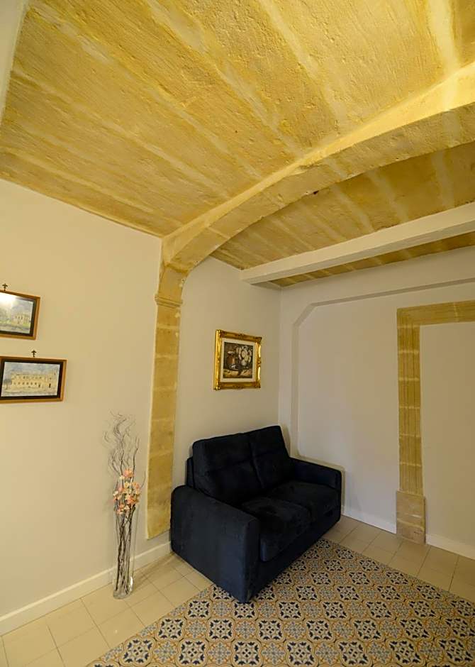 Paulos Valletta