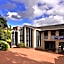 Twin Towers Inn