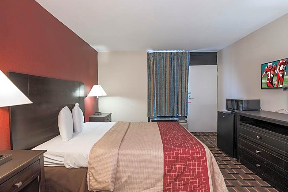 Red Roof Inn Mobile - Midtown