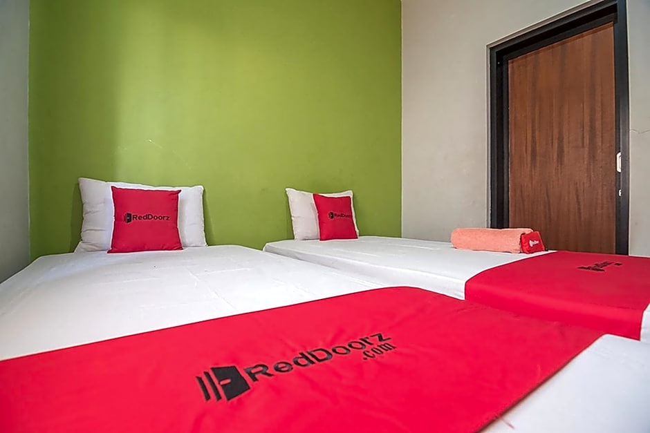 RedDoorz Syariah near Krida Nusantara