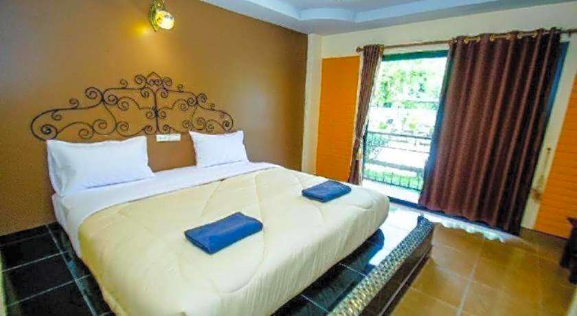 Maladee Hotel