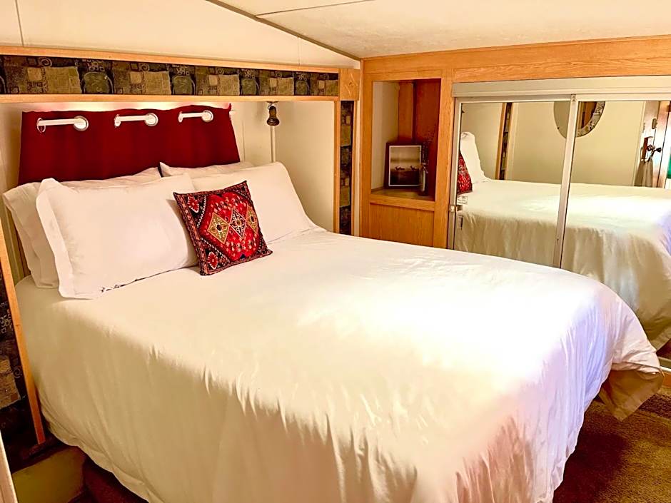 Quiet Mind Lodge, Spa & Retreat Sequoias