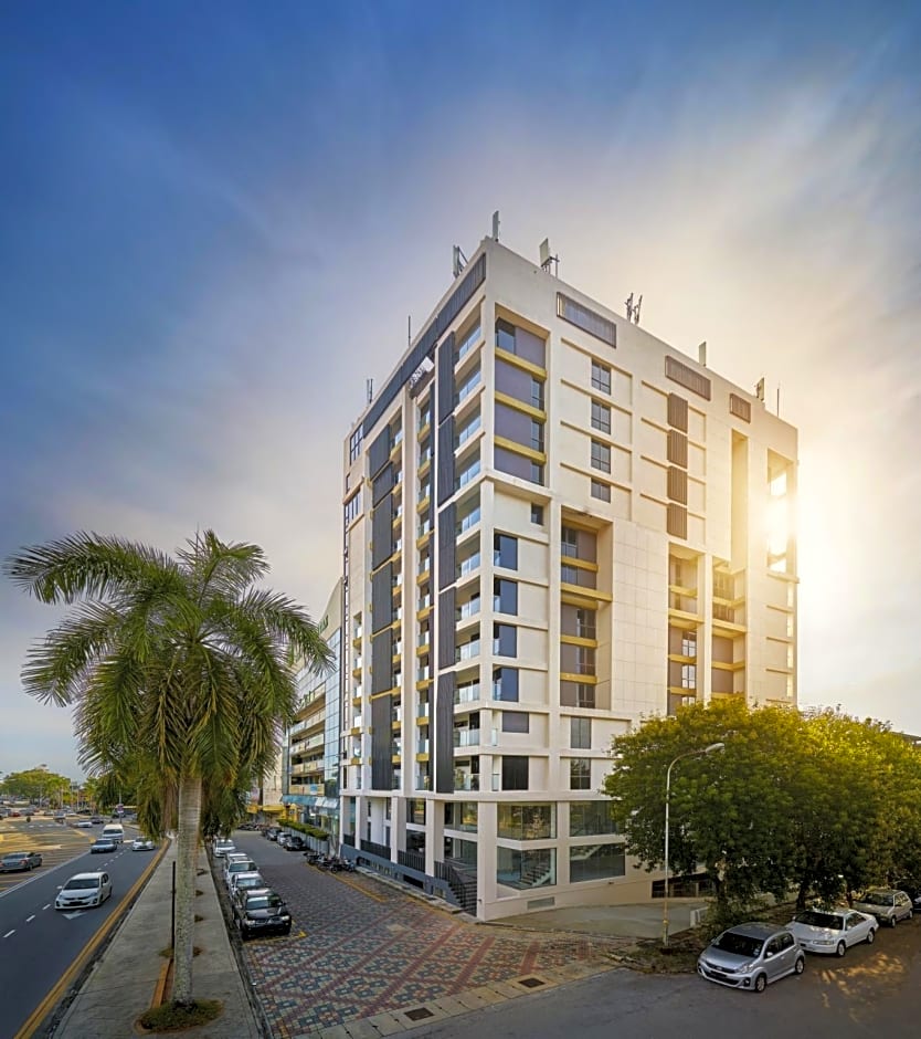 Tropics Eight Suites