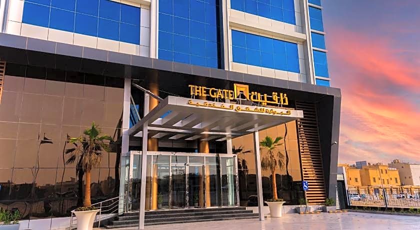 The Gate Hotel and Apartments