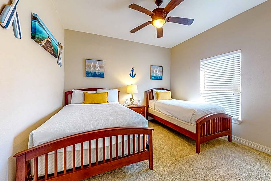 Sea Glass Condominiums #9