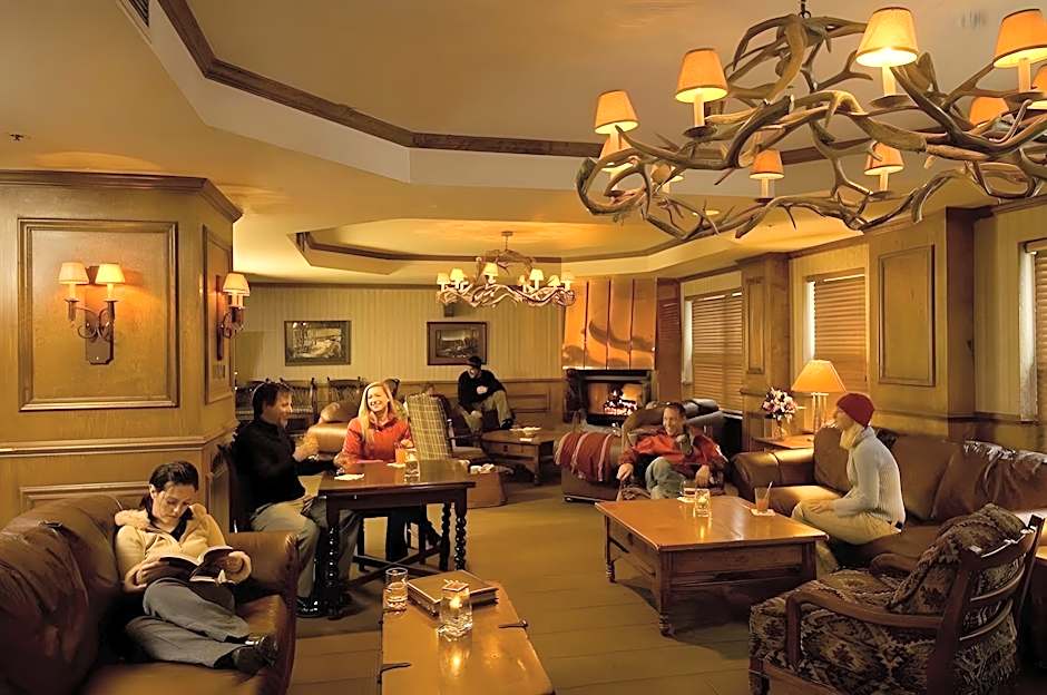 River Mountain Lodge