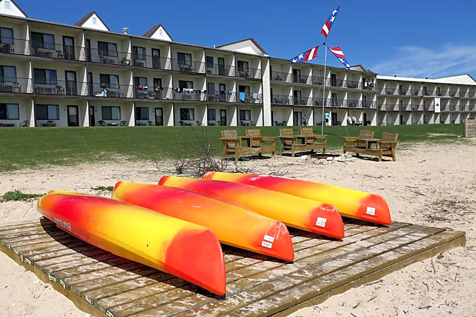 Bavarian Haus Lakefront Inn