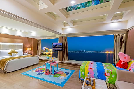 VIP Villa Deluxe Family Room - Ocean View