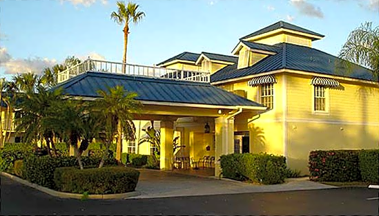 Naples Garden Inn