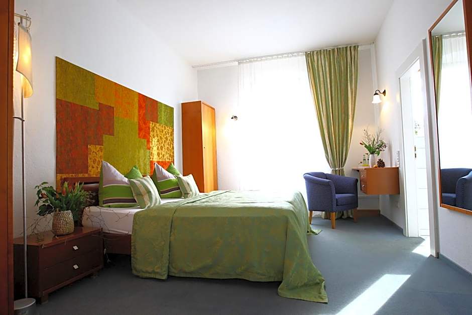 Eventlocation Mieten und Übernachten im Schloss nähe 07407 Rudolstadt