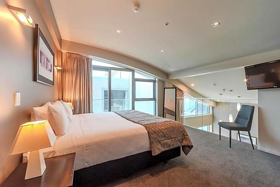 70 Tory Apartment Hotel