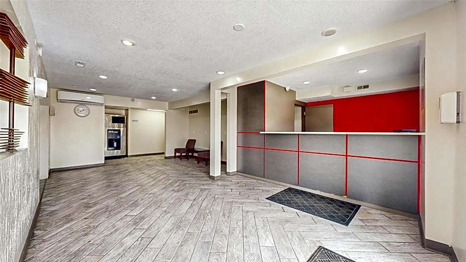 Red Lion Inn & Suites Olathe Kansas City