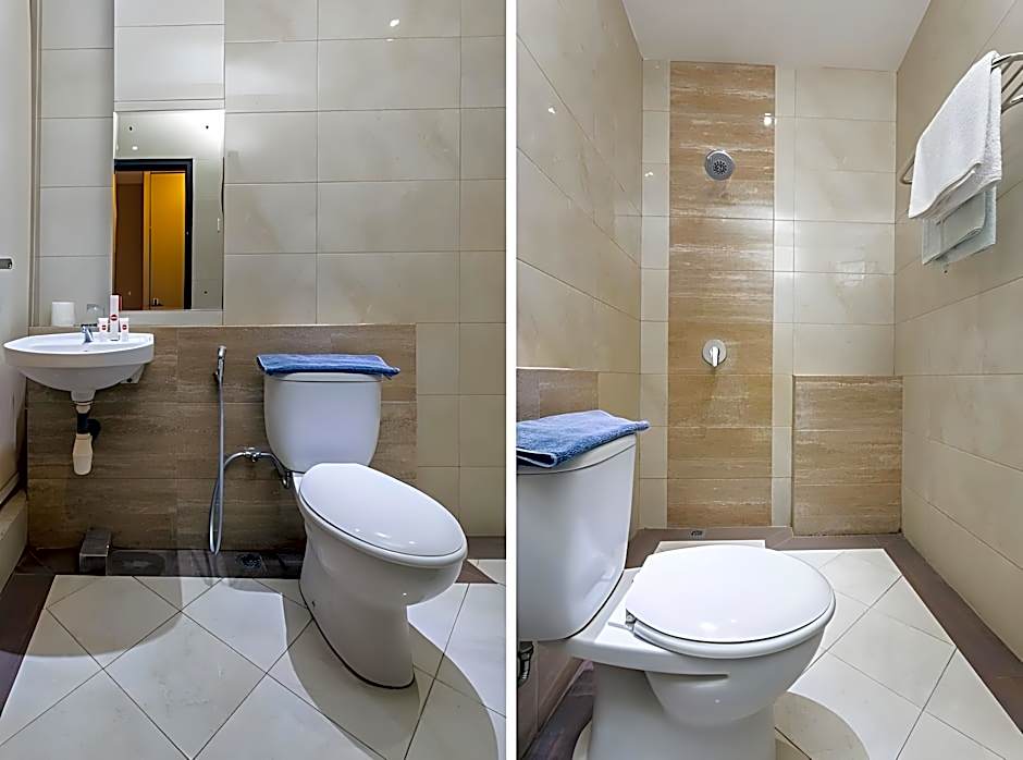 OYO 663 Hotel Sejati