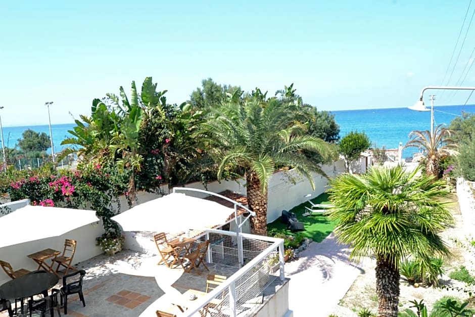 La Casa A Mare B&B