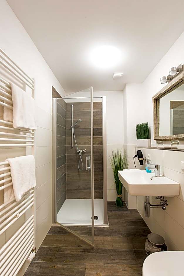 Weinhotel / Gasthaus zur Sonne