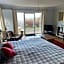 Lakeland Midsummer Lakehouse