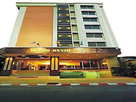Hadyai Golden Crown Hotel
