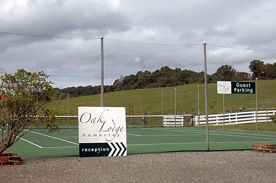 Oak Lodge