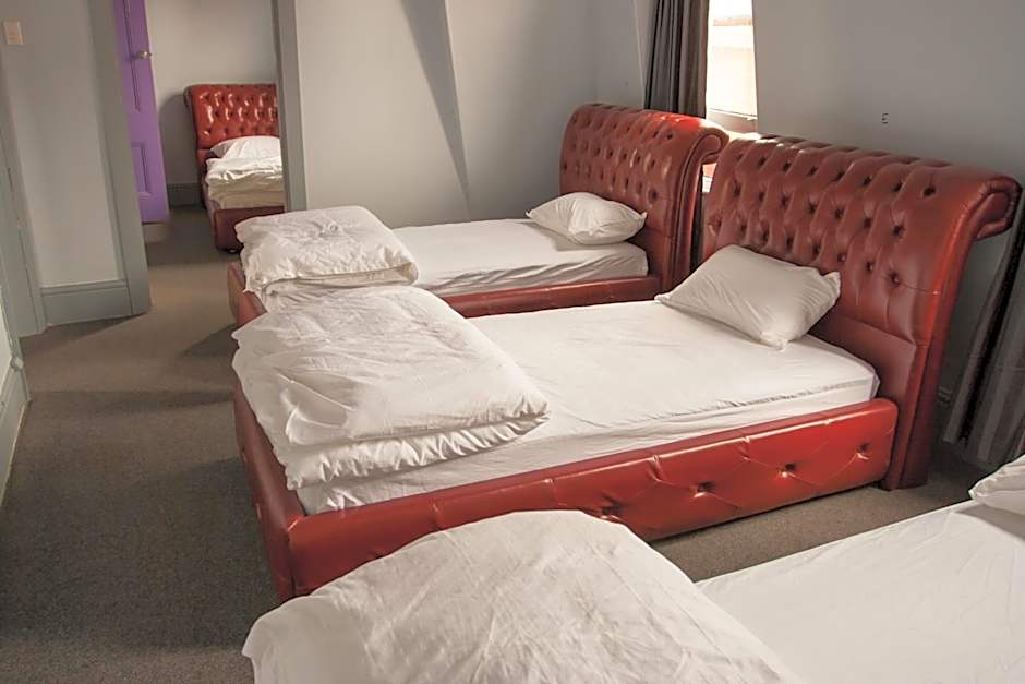 Backpackers Imperial Hotel