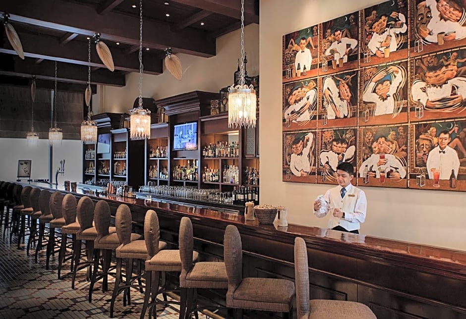 Raffles Makati Hotel