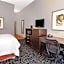 La Quinta Inn & Suites by Wyndham Lumberton