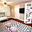 Historic Home Family Friendly Close to Seawall