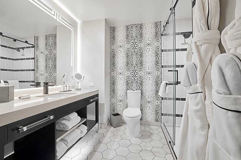 The Godfrey Detroit, Curio Collection by Hilton
