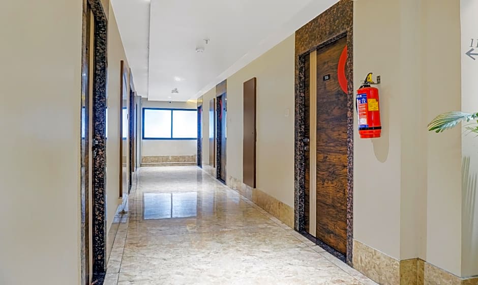 Treebo Trend Classic Grande, Camp