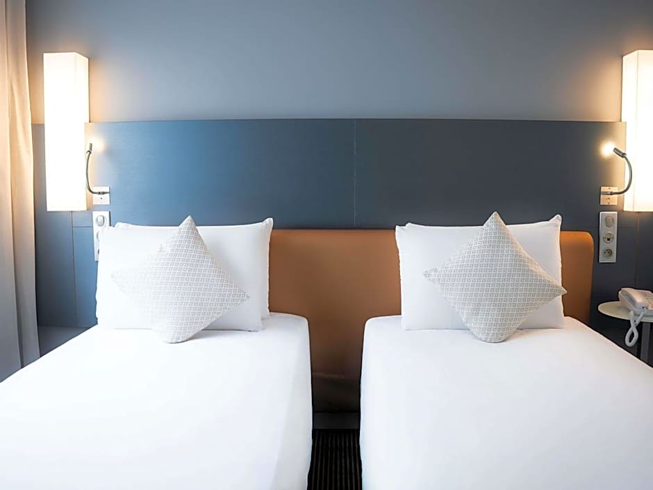 Mercure Paris Massy Gare TGV