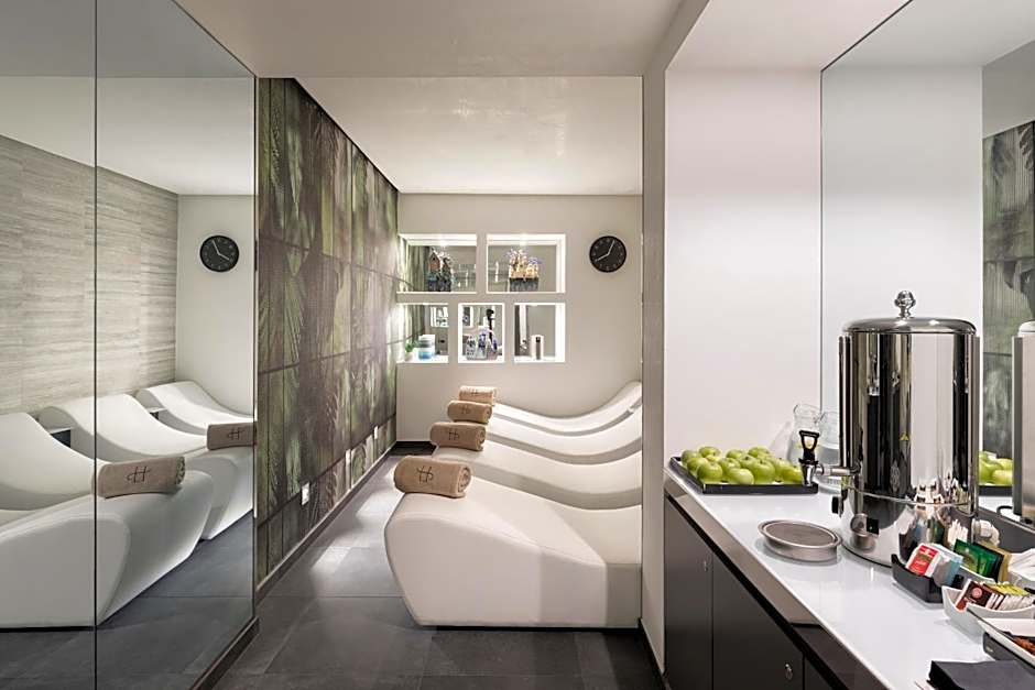 LHP Napoli Palace & SPA