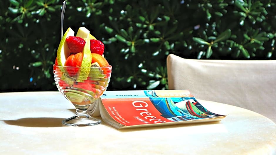 Proteas Hotel & Suites