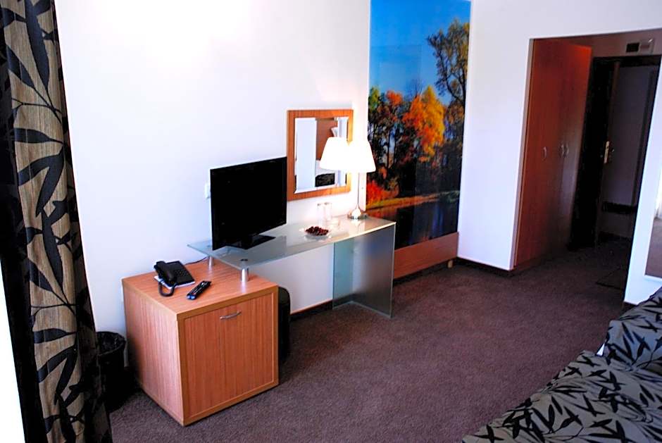 Green Hisar Hotel Family