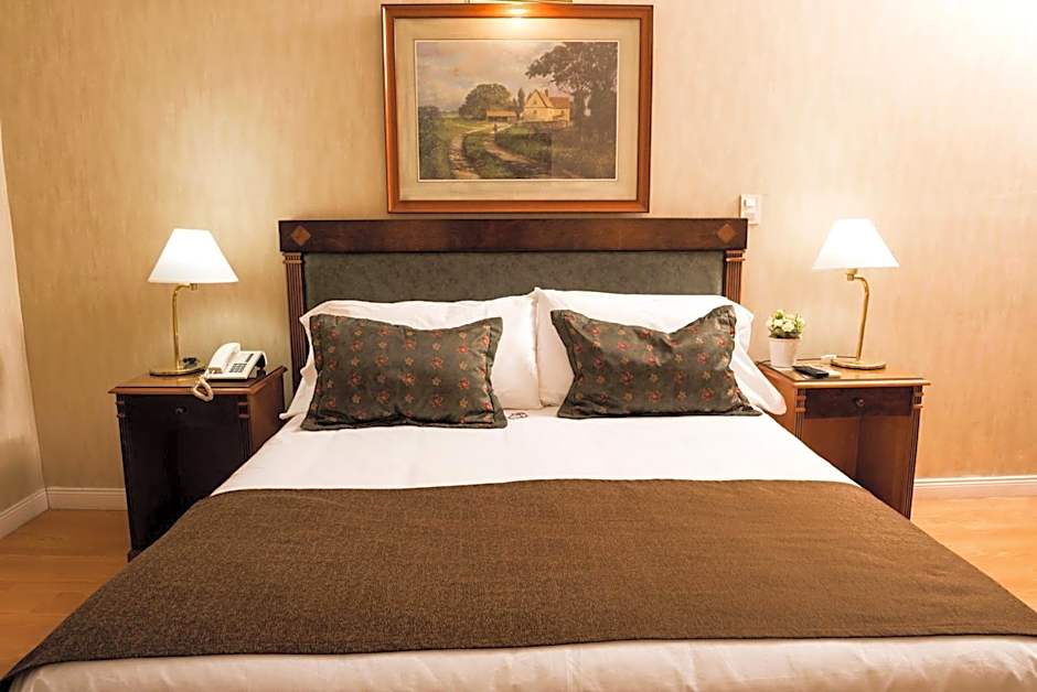 Mayflower Suites