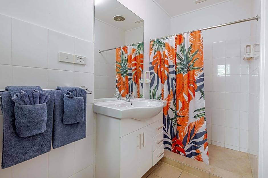 Port Douglas Motel