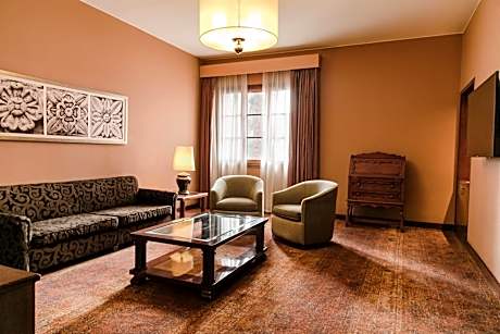 Arequipa King Suite - Non-Smoking