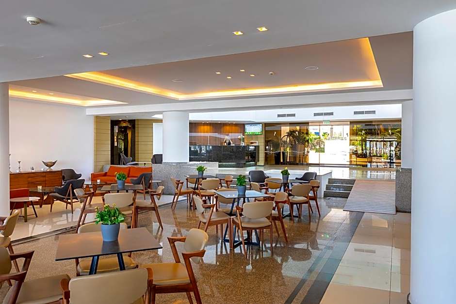 Crystal Springs Beach Hotel